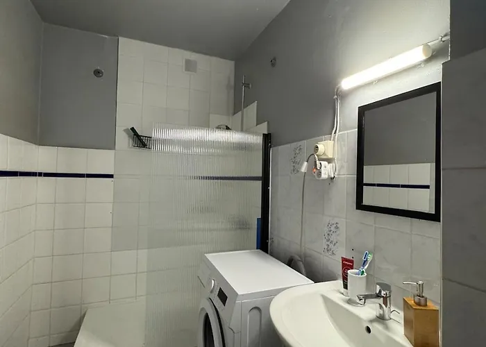 3 Lumineux * Perpignan